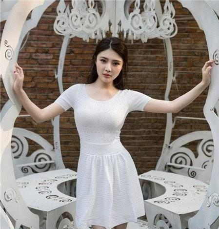 徐冬冬|娱乐圈走性感路线的两位女星，最后一位是她！你有100亿会娶她吗