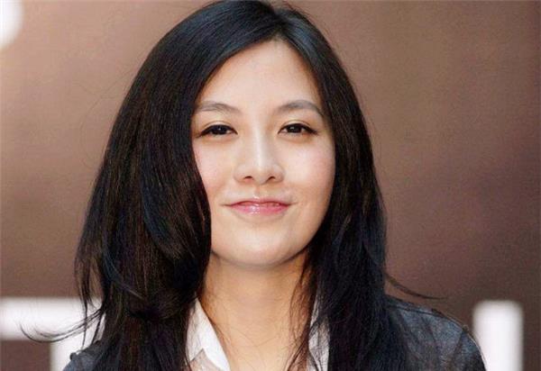 神木 30岁坐拥5百亿资产，嫁给湖南“穷小子”，丈夫比自己还年轻5岁