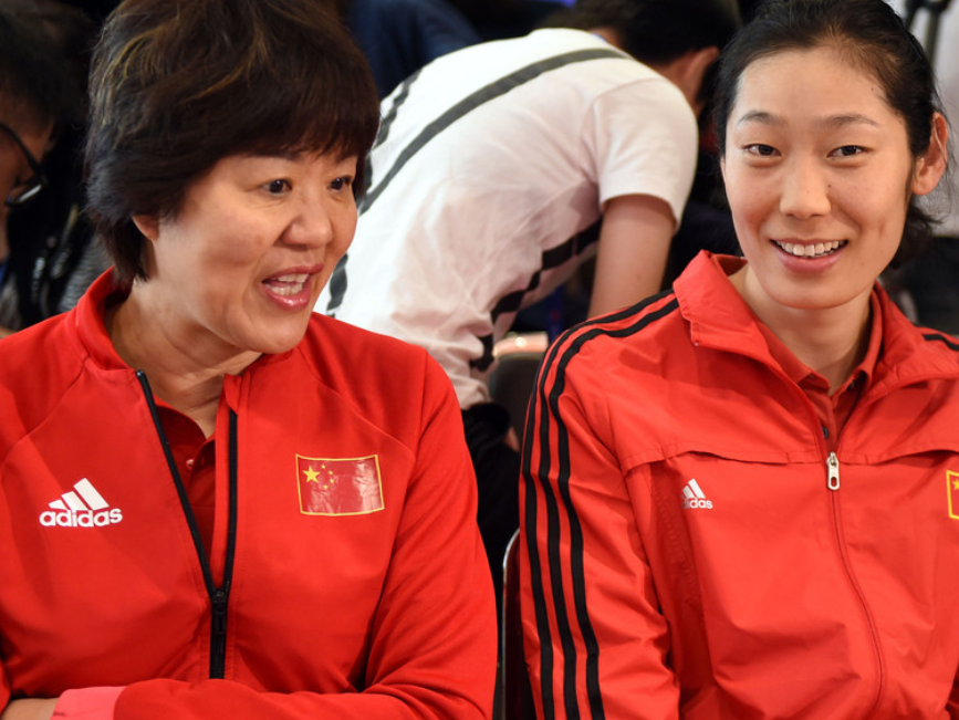 柯洁|她继续执教主教练，是否还有下届奥运带领中国女排夺冠的能力
