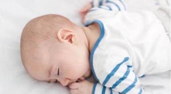 优秀育儿经|怎么判断孩子睡够了没？睡眠不足有什么危害？