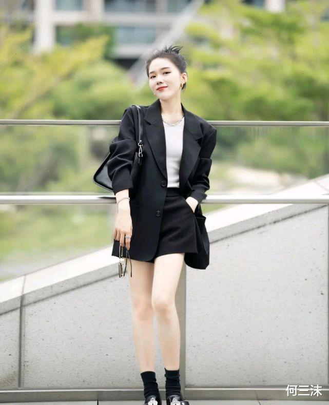 何三沫|小个子女生的早秋穿搭怎么穿才好看？学会了穿搭技巧，温柔又显高