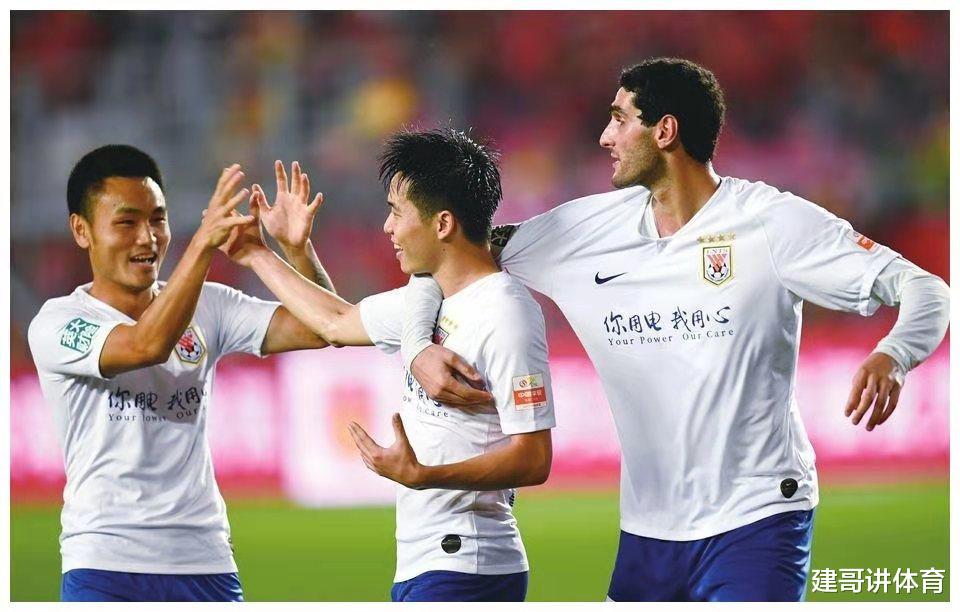 山東魯能|1米93！10號！黑又硬！魯能緋聞外援前鋒！魯媒：他像馬爾康