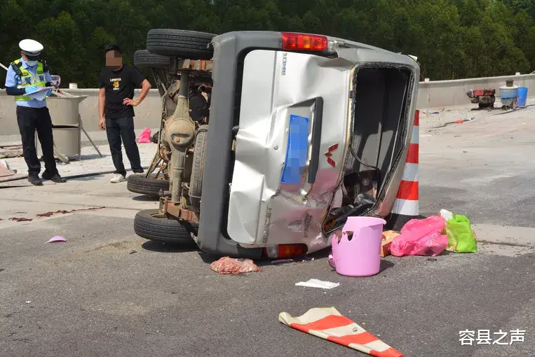 广西高速2人当场身亡!生死之间,就差一条安全带