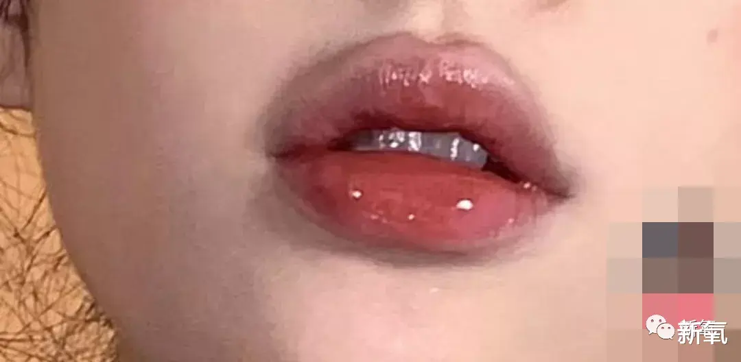 腮红 贵圈所谓的纯欲天花板，就是在XX上打腮红吗？