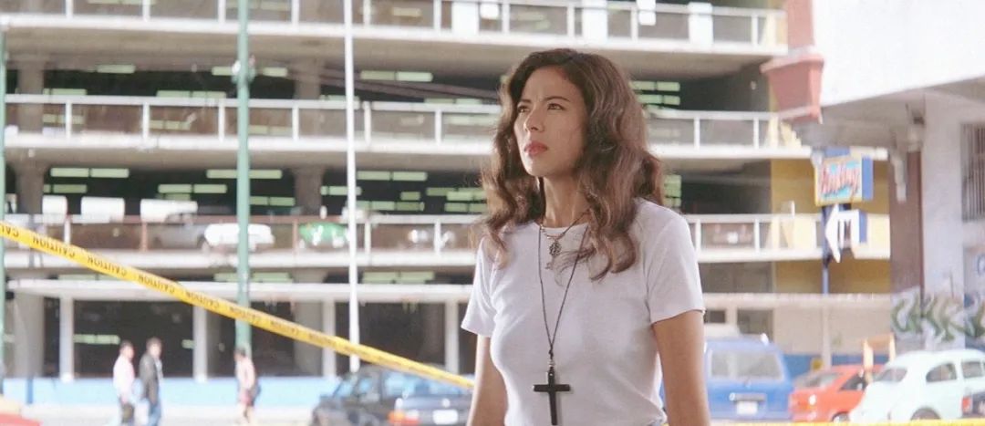 成龙|混血龙女郎叶芳华:接连合作成龙、李连杰、洪金宝,为何红不起来?