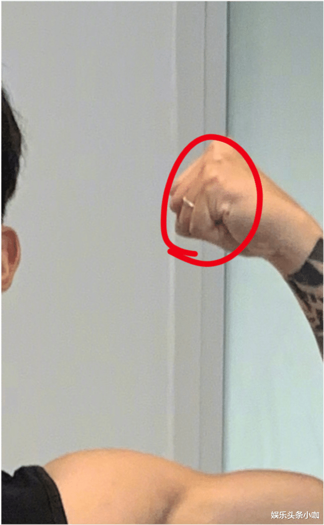 白举纲|官宣啦！承认已婚3年，节目上戴婚戒，娱乐圈集体祝福！