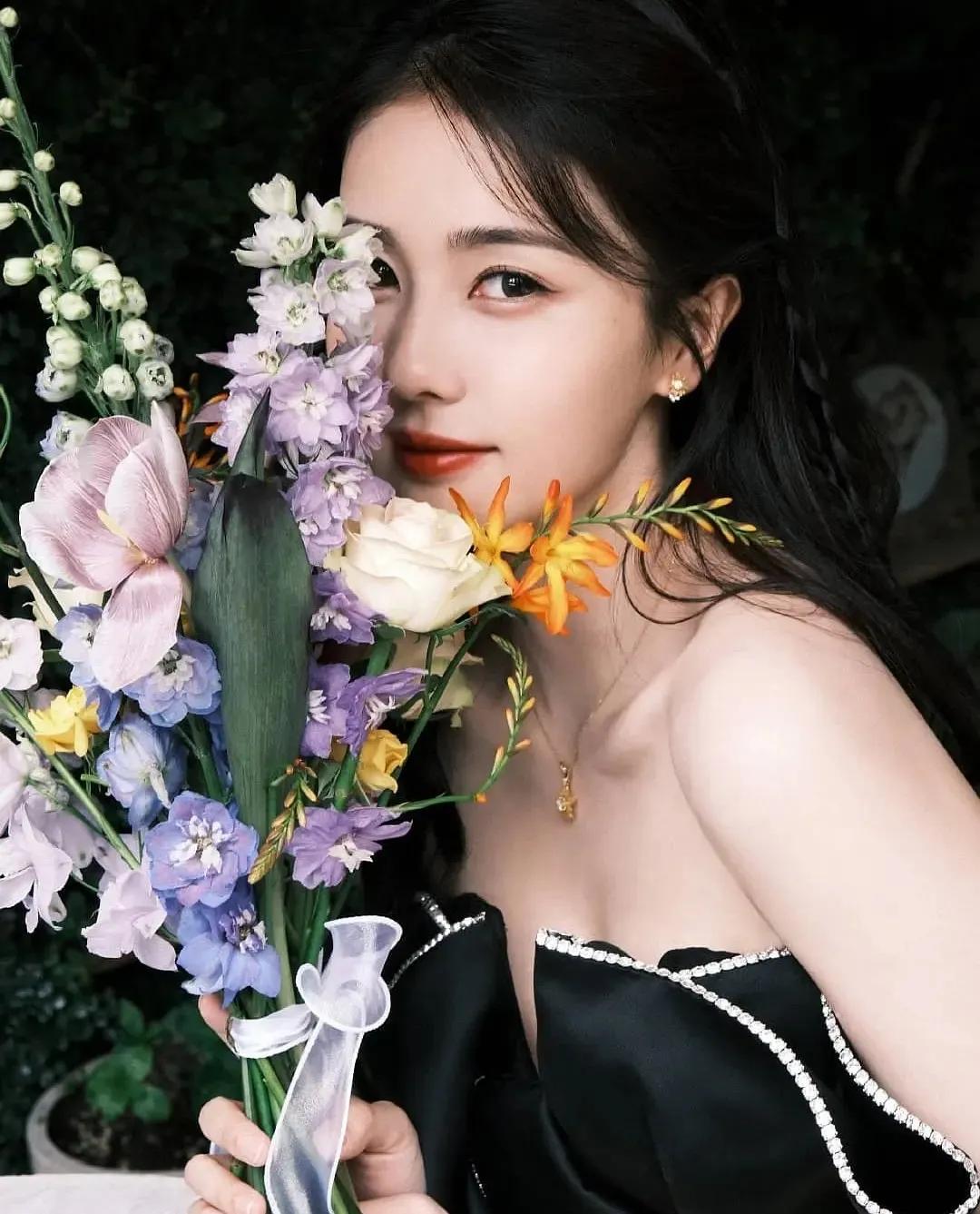 白梦妍|顶级精致而又清新女神白鹿，拥有让人“耳朵中毒”的好音色