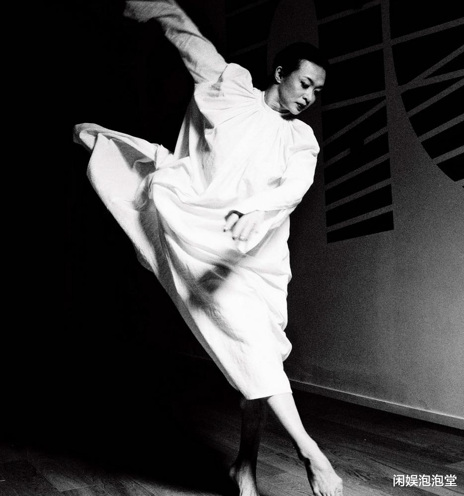 连体裤|为美国绿卡娶朋友妻，离婚时对方怀孕6个月，金星披荆斩棘的一生