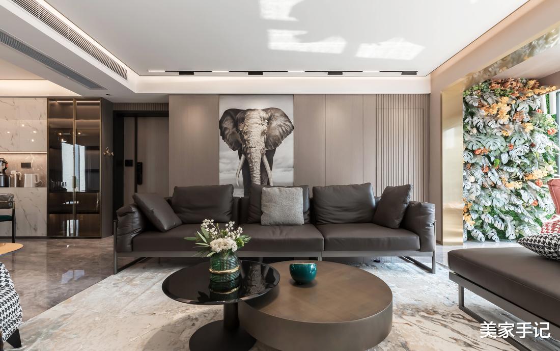 这是我见过最高级的家，巧用黑白灰，装出大宅范，太惊艳了！晒晒