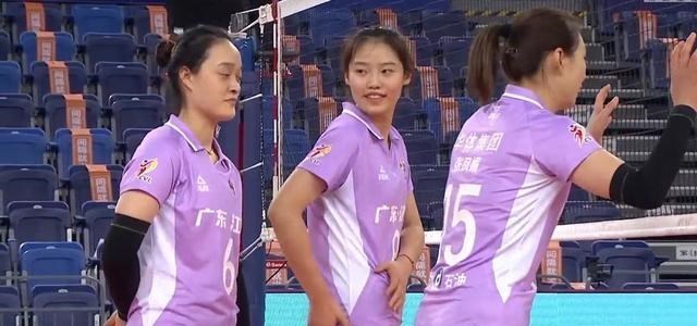 李盈瑩|頗具當(dāng)年李盈瑩風(fēng)采，未來前景一片光明，小將王逸凡驚艷女排聯(lián)賽
