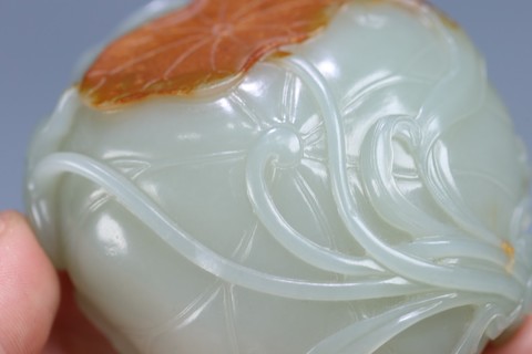 |老和田玉荷叶洗、籽料荷叶洗