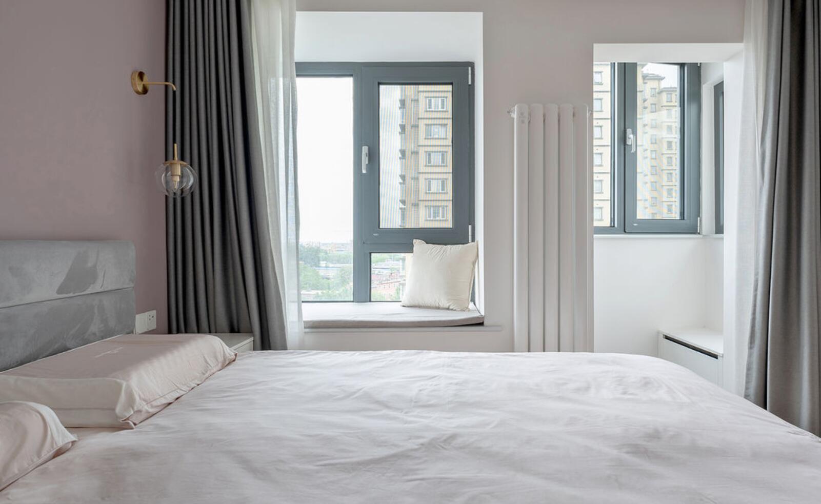 柜子做一体式越来越普遍，看她家，不仅收纳强大，还不占空间