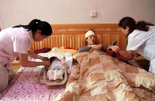 颜建晖说育儿|产妇坐月子容易出虚汗，稍有大意会导致宫寒，腰痛等月子病，怎样避免，轻松度过月子呢？