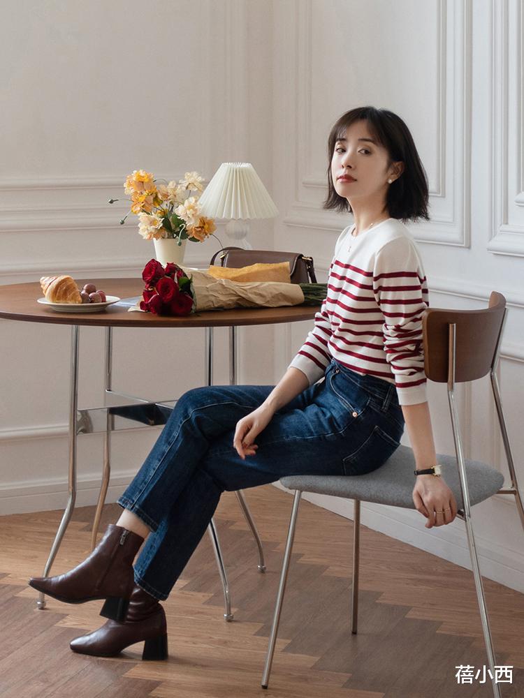 蓓小西 阔腿裤已经out了，今年流行“牛仔裤”，搭配针织衫、外套真洋气