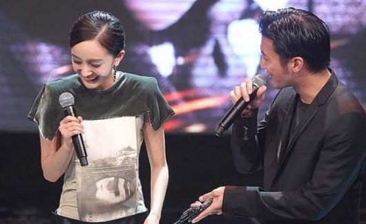 李小璐|谢霆锋被传新恋情，不是王菲和张柏芝，而是曾与郑爽“不合”的她