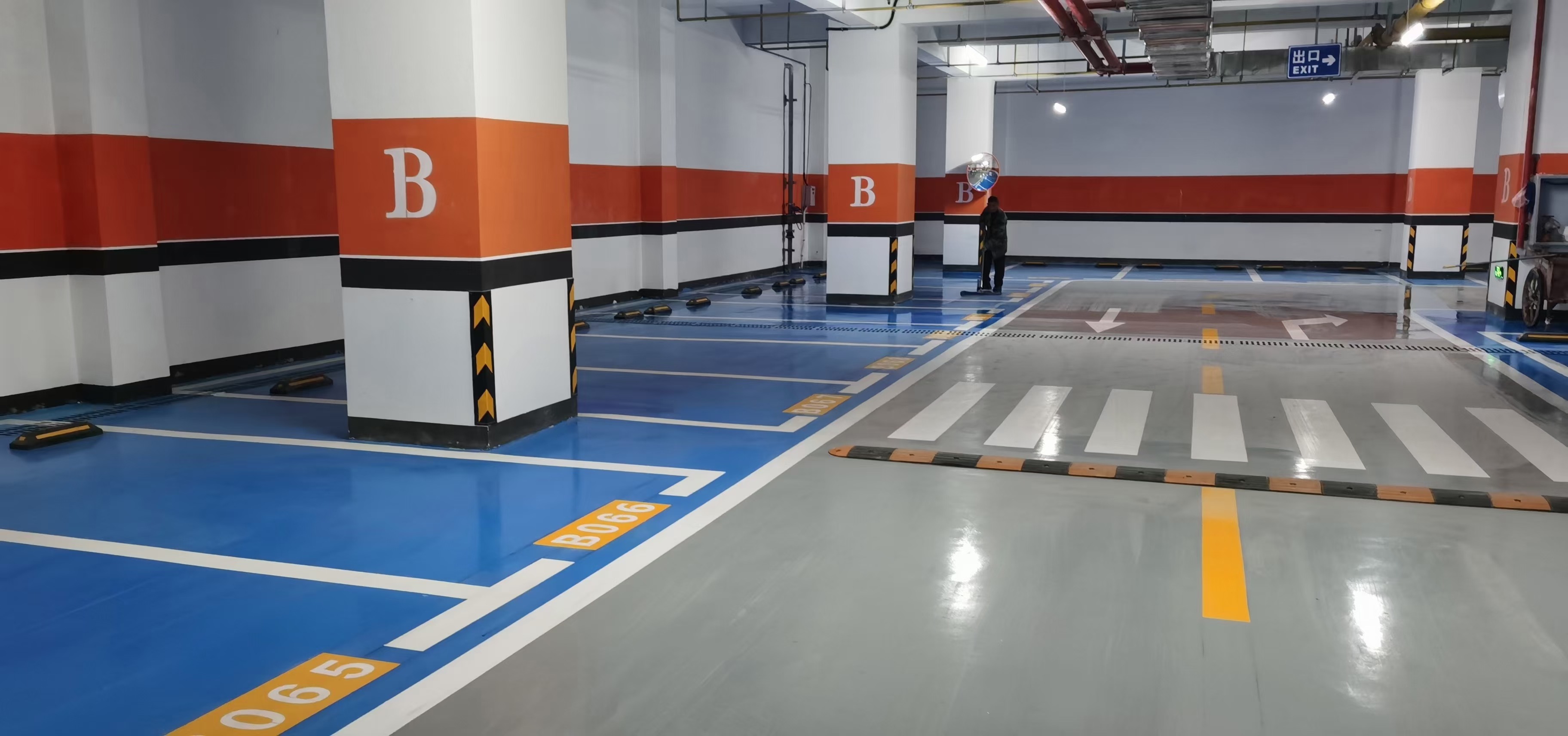 水性环氧地坪漆对施工环境有哪些要求?