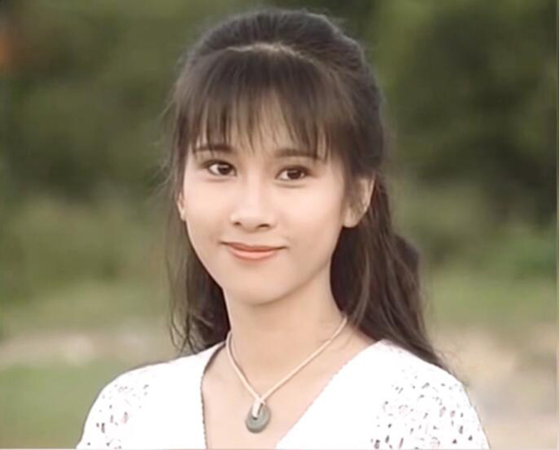 灵气逼人|以前港剧盛产“甜妹”，这4位女星，年轻时灵气逼人，甜过初恋