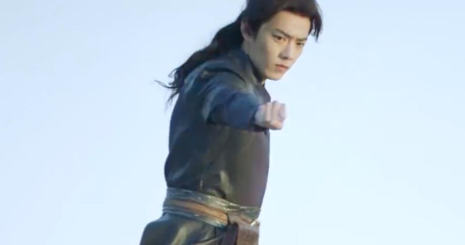 小姐姐|肖战脱离困局！亲手解决圈内忧患走向新开端，过往故事成范本