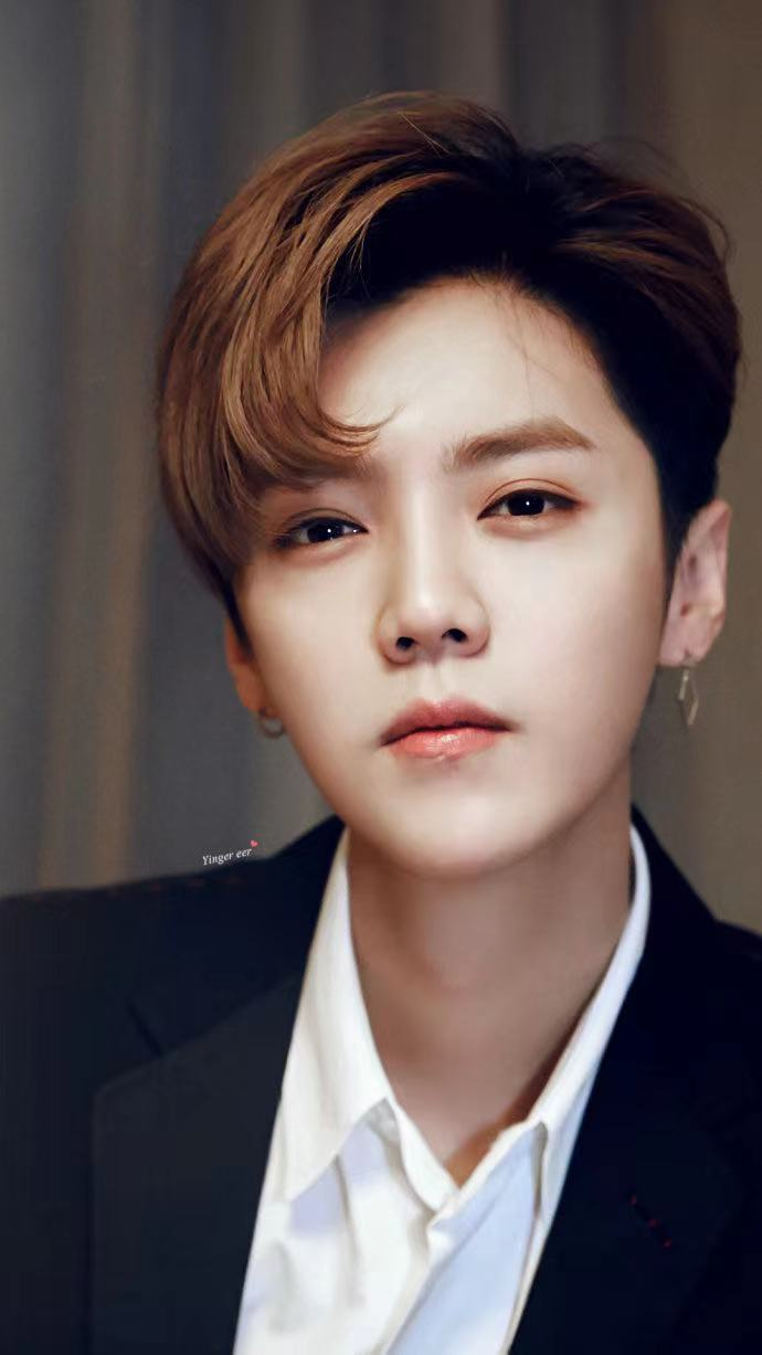 鹿晗|看到吴亦凡,才知当年毅然公布恋情的鹿晗多有担当