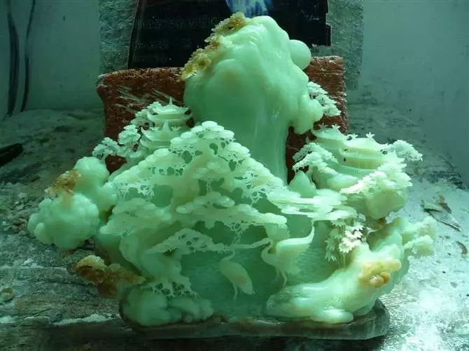 琥珀|看看几种最有收藏的玉石