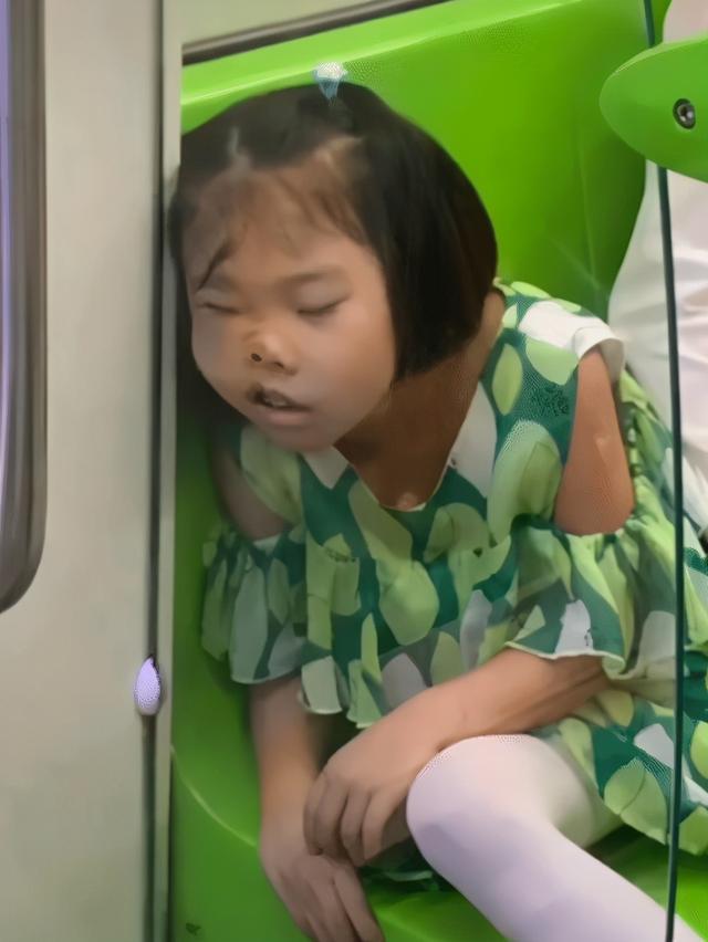 武林外传|“当一个男孩不抽烟喝酒还健身学习，他是为了什么？”哈哈哈真相了