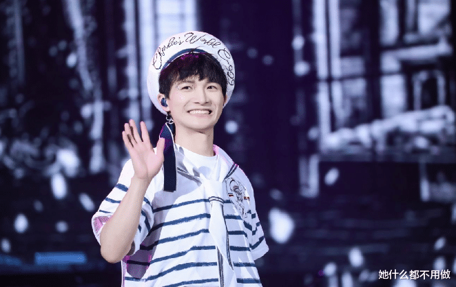 周深|周深未来的路还长，不管他现在多么红，目前还有很多地方不如前辈