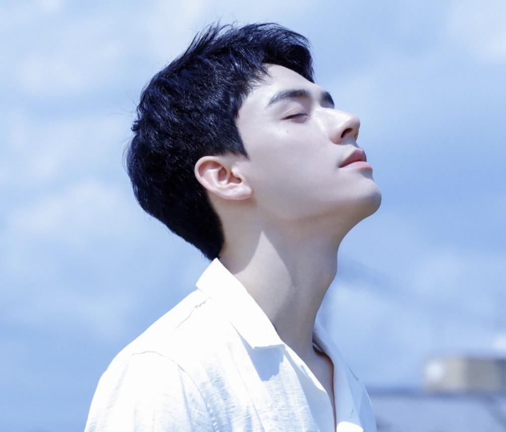 龚俊|继张哲瀚之后黑粉盯上龚俊了?同样的套路,谣言传得我都不信