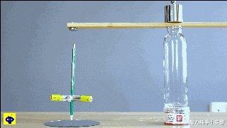 魔力 魔力科学小实验，铅笔粘上电池和磁铁，竟然飞快地转起来了！