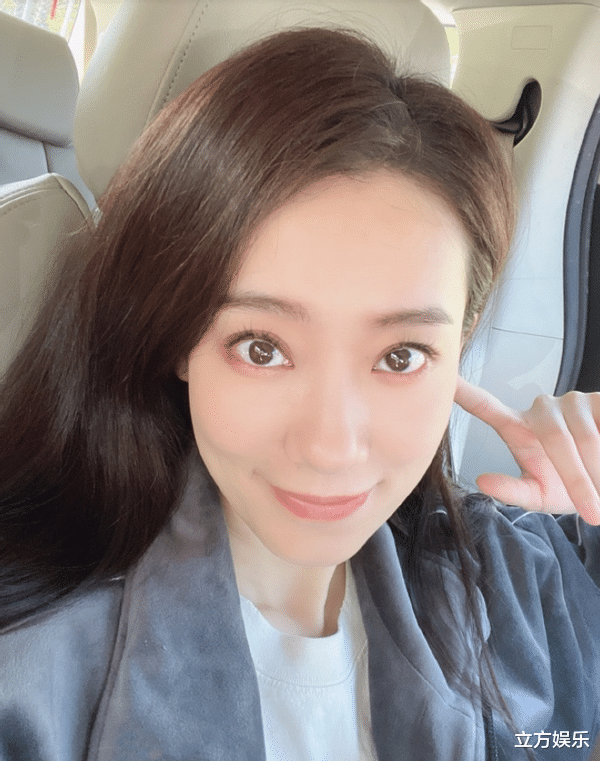 张小斐|张小斐成名前后变化：微博评论仅经纪人一人，如今服饰一天一等级