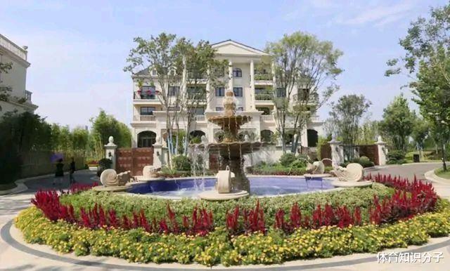 亿万富豪的豪宅！王楠家大别墅海景房像宫殿，大吊灯闪耀金碧辉煌