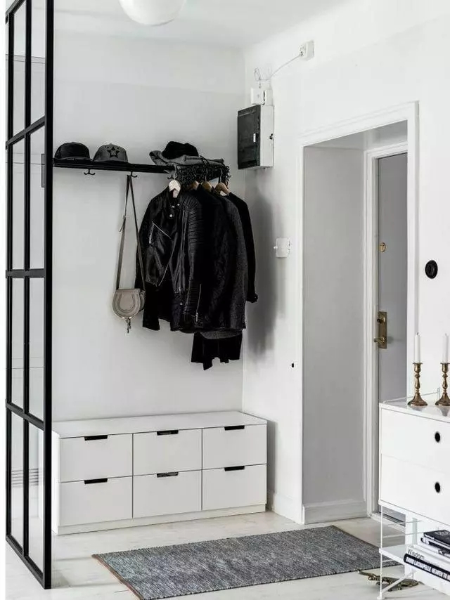 打造实用而不失美感的门厅设计的案例分享