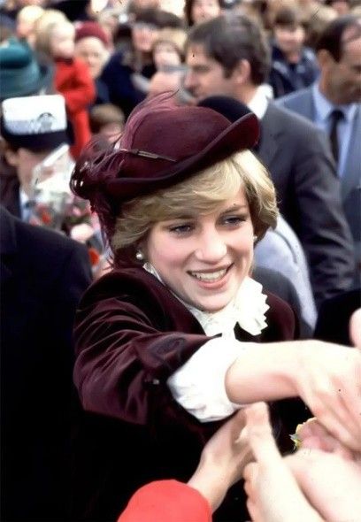 全智贤|20岁的戴安娜太年轻，没认清自己的位置，抢了丈夫的风头害了自己