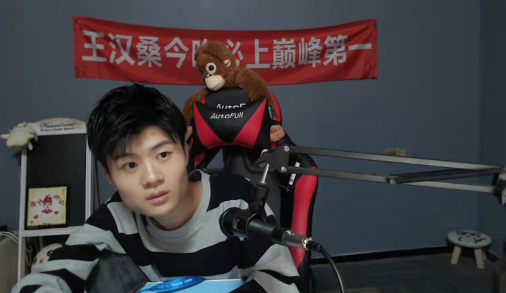 花果山|边路之猴桑杰露脸，50岁声音18岁的脸，直言：哥的帅气你无法抵御