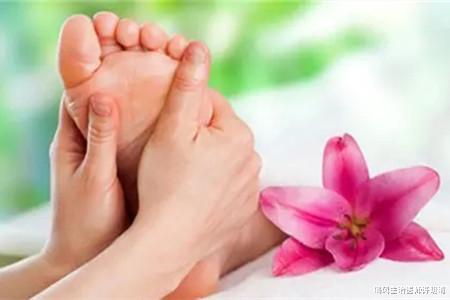 痛风主治医师许明清|自我管理到位,防治痛风也可以很简单