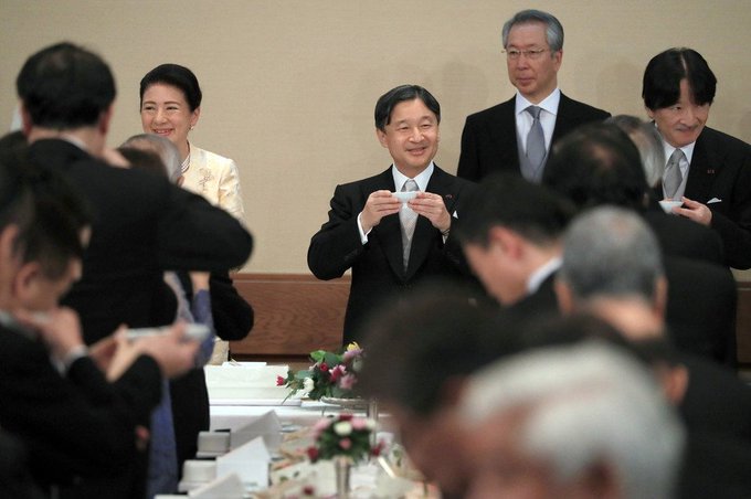 给爱子公主购买2千元的包,给悠仁定制11万的西装,宫内厅真双标