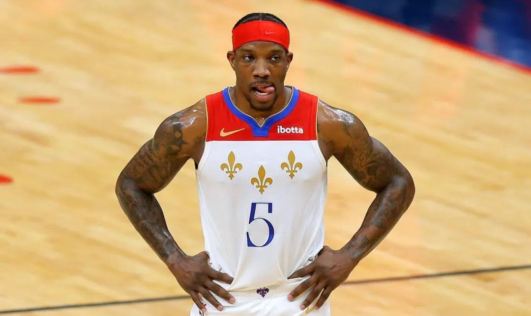 可馨育娃|20天3队!两年前还是准全明星,为何混成这样?