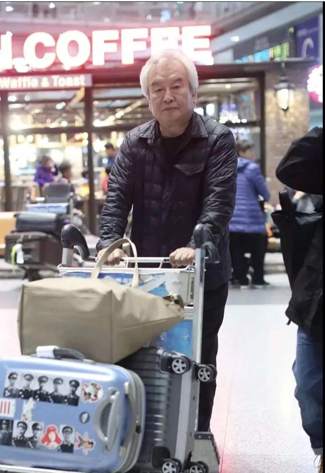 涂们|痛心：61岁金马影帝因食道癌去世