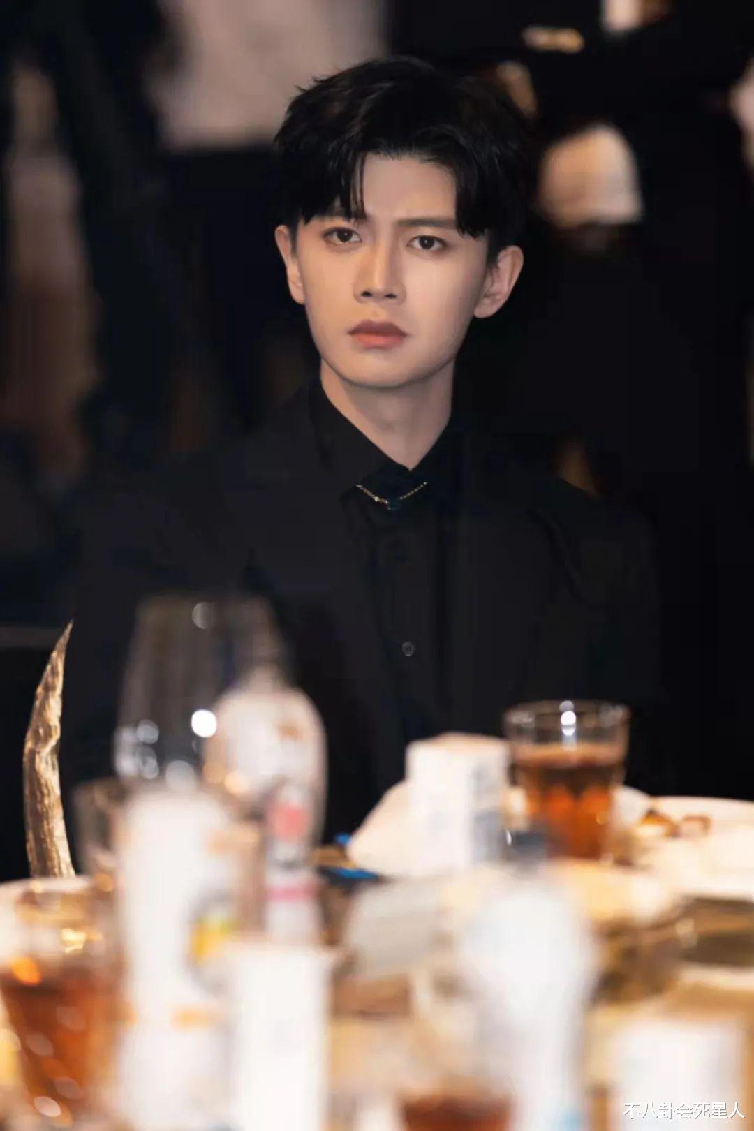 苏有朋|被鼻子拖累颜值的男星，彭于晏鼻头凸，苏有朋鼻翼宽又扁