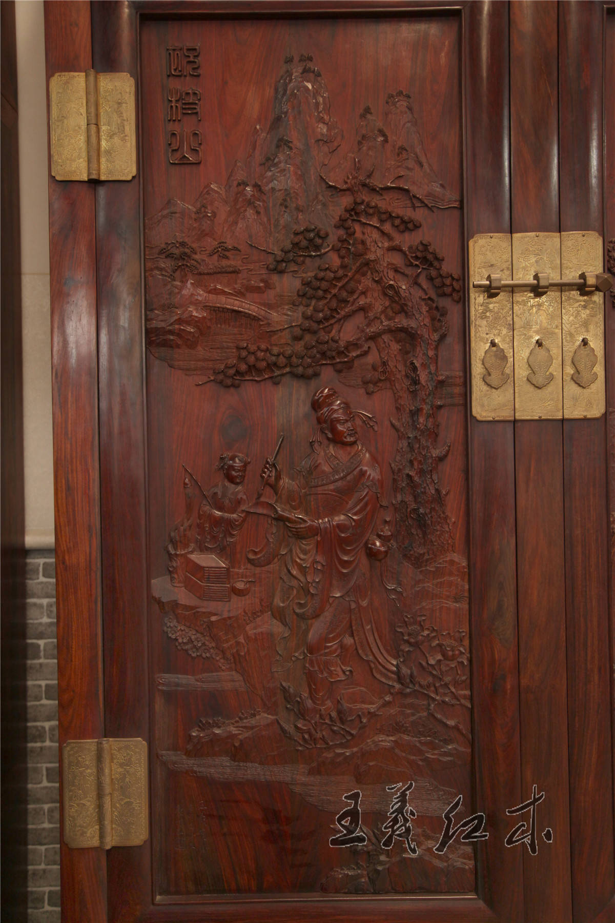 小王话红木|顶箱柜，红木家具遇上明式原来可以这么美