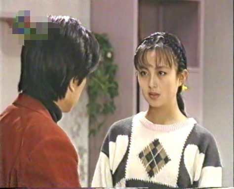 杨童舒|她17岁出道，事业巅峰意外怀孕不知老公是谁，今儿子长相惹争议