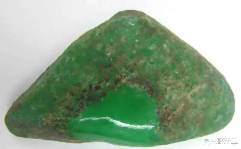 翡翠|为什么新人玩翡翠赌石总是亏？那是因为玩赌石的方法错了！