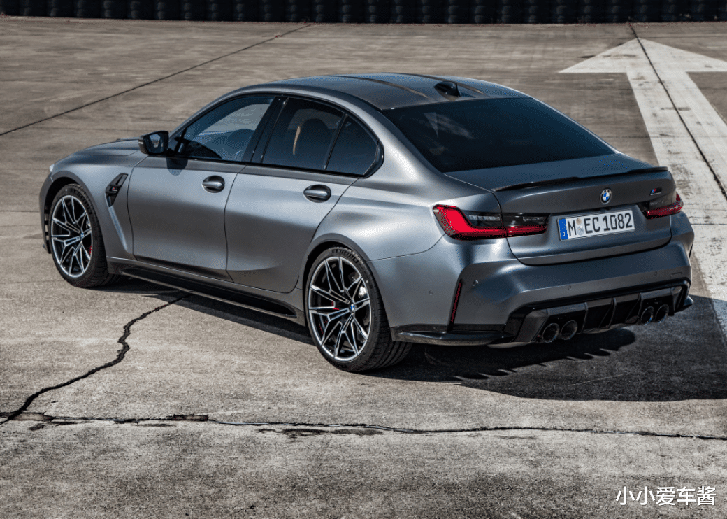 宝马M3|又一操控王者上市，搭3.0T+510匹马力，3.5秒破百，原厂自带声浪