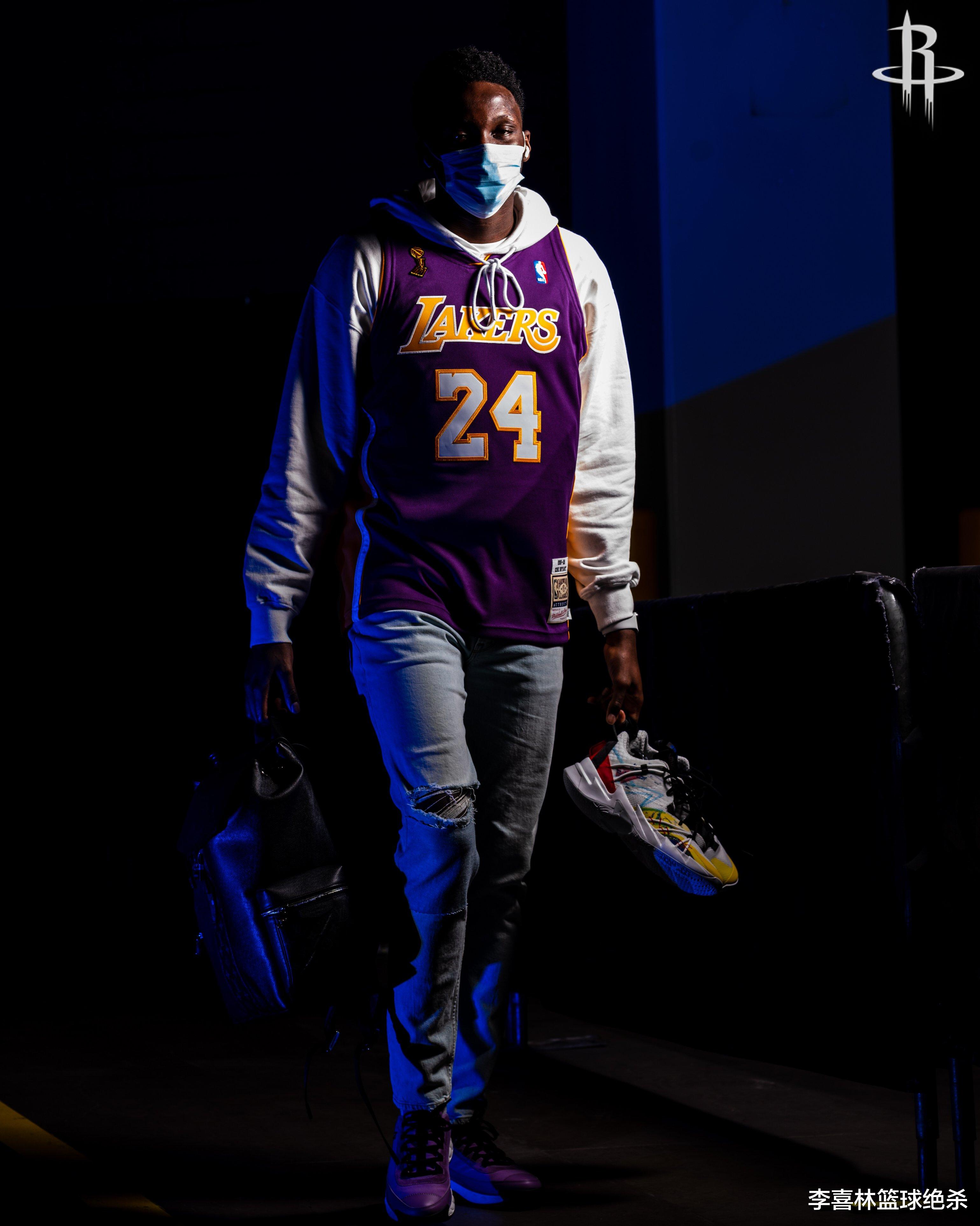 火箭队|火箭第12套首发出炉!双枪合体迎战韦少,奥迪穿科比球衣亮相