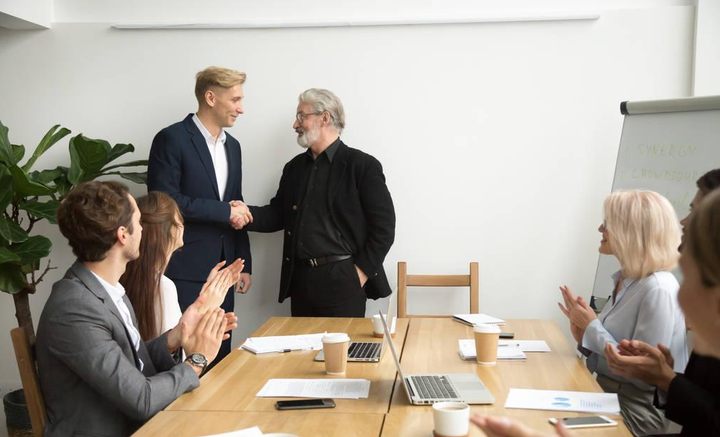 |有同事在领导面前“打小报告”，如何应对才最好？很多人都搞错了