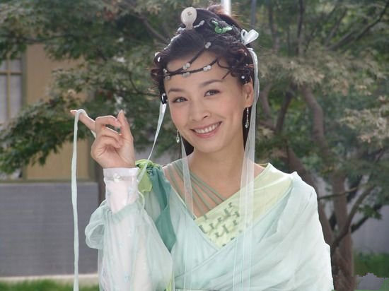 黎姿|这5位高颜值酒窝女星，不仅辨识度高，笑起来还特别甜美