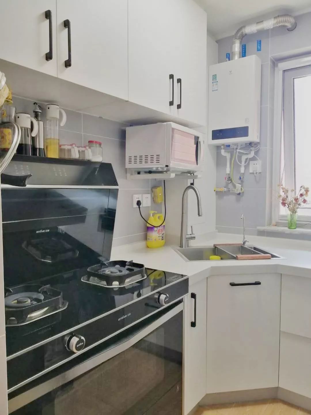 33㎡小宅一室改二室，兼顾采光与收纳，还有迷你儿童房！