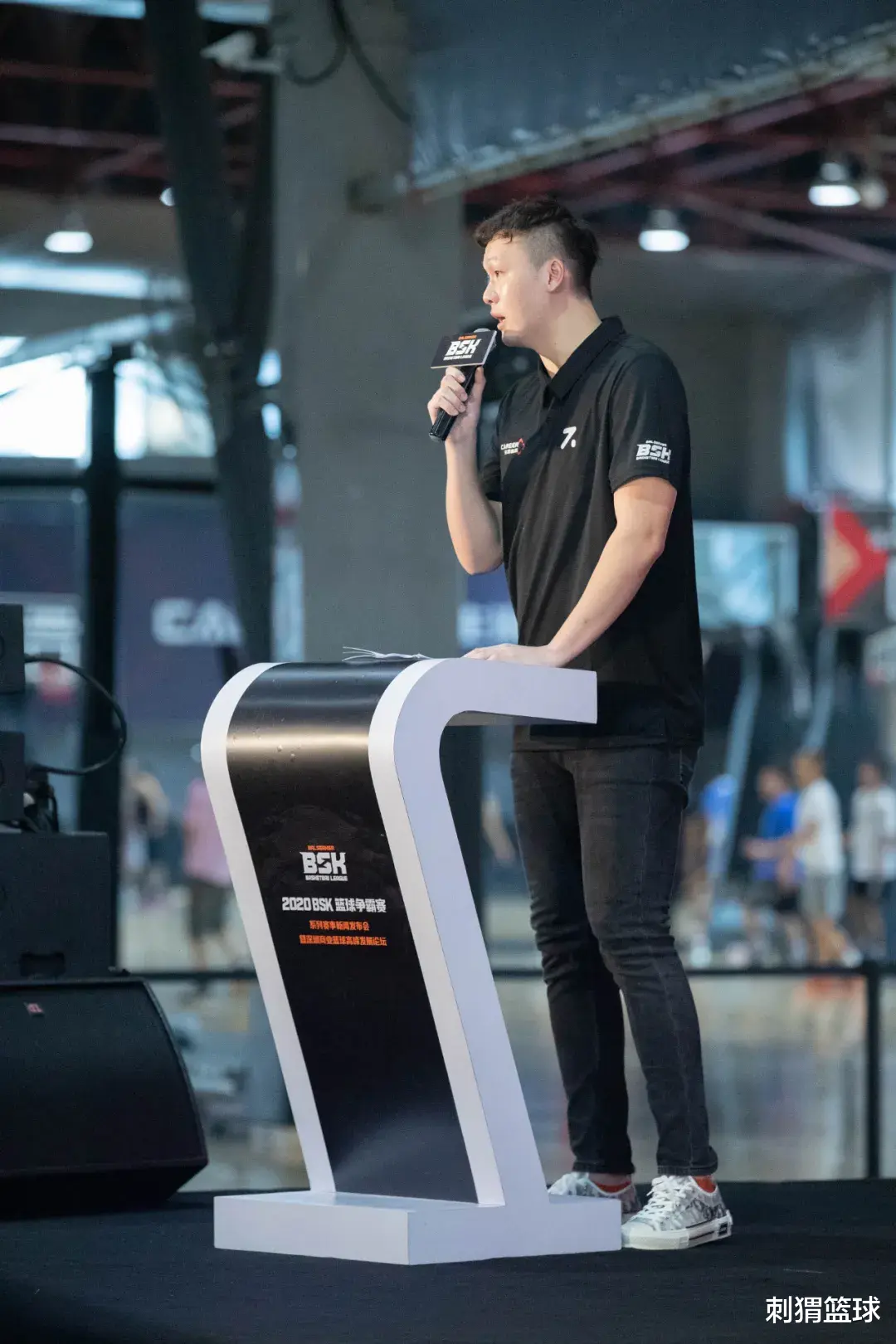 篮球|他们，一手打造顶级半职业俱乐部！让球员们有了一个家！