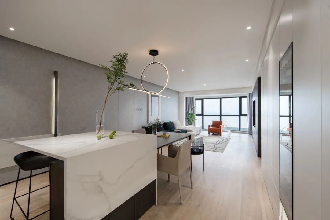 |黑白灰真香!她家的治愈系极简小屋,我要原封不动搬回家