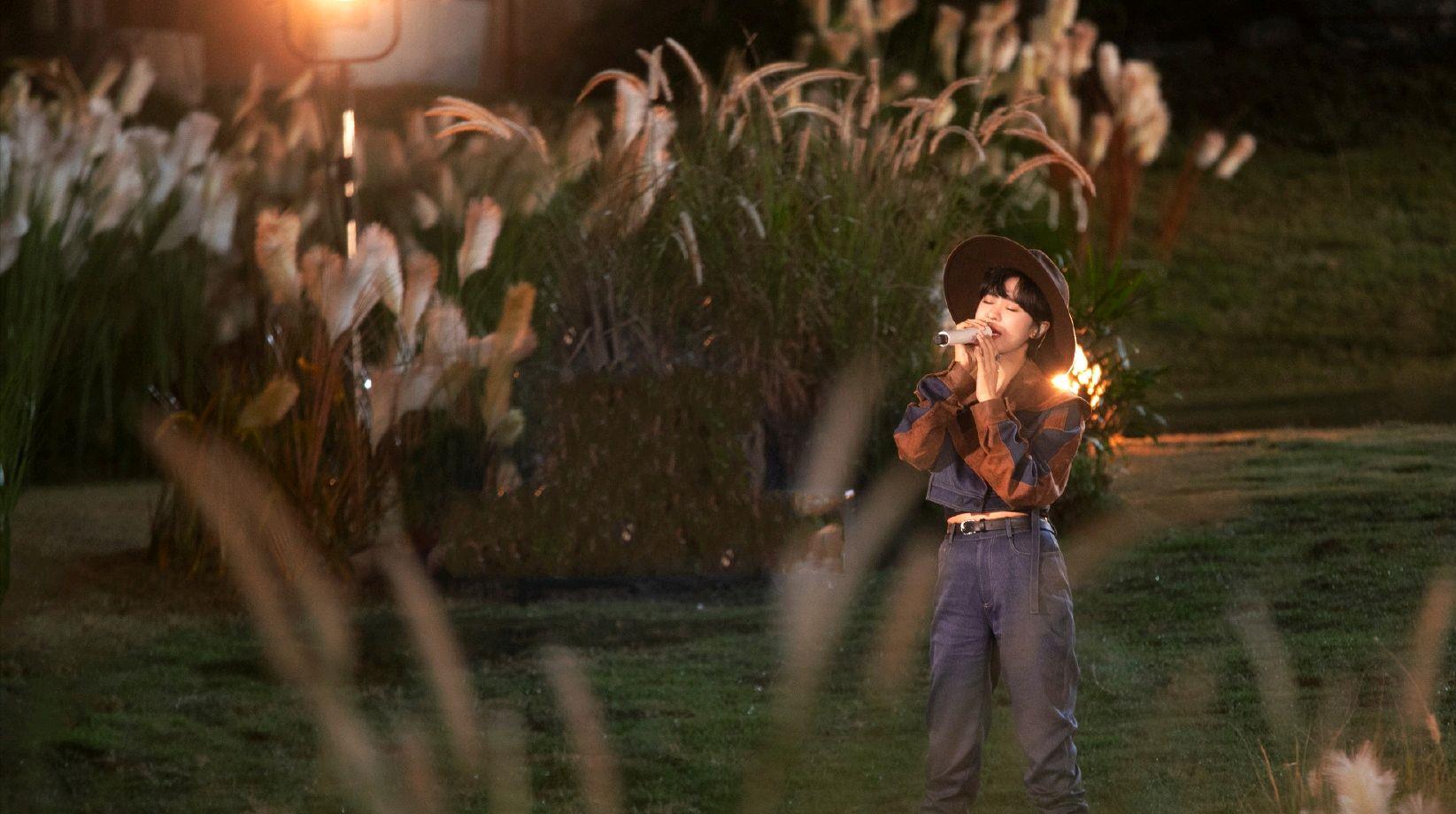 Angelababy|《时光音乐会》咖位不大的郁可唯凭啥能当上庄主？有三点原因