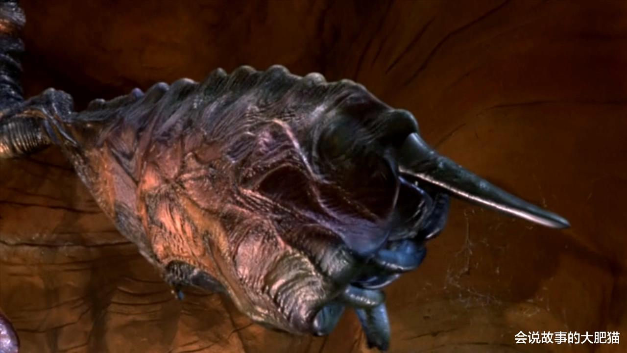 进化危机 《进化危机》史前生物图鉴 巨型食肉树吞食五彩斑斓的怪诞虫